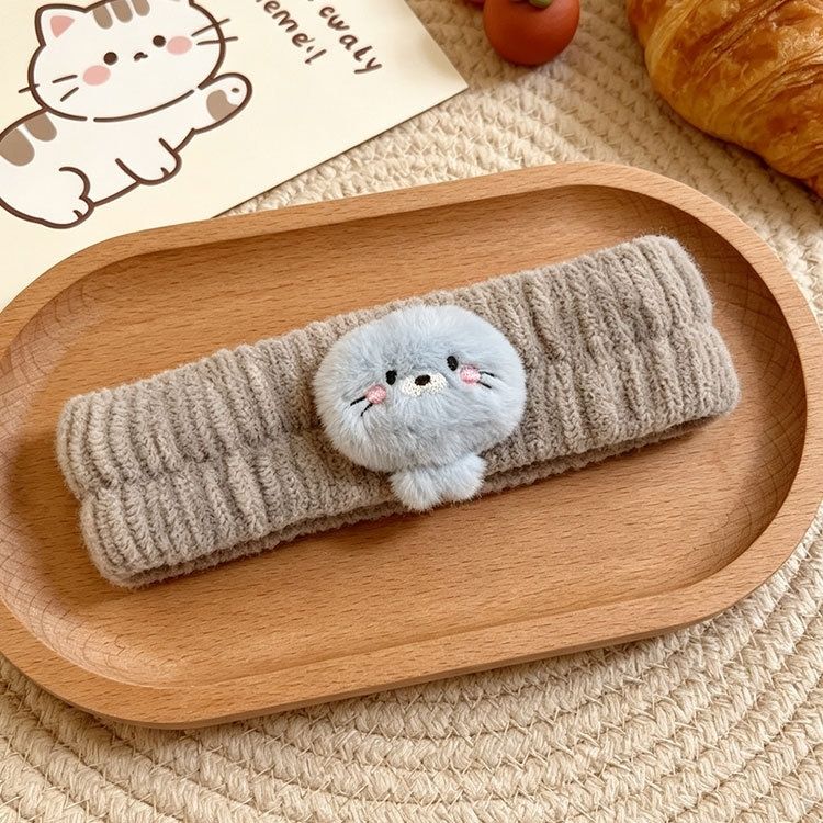 Cute Plush Seal Headband for Face Washing and Skincare