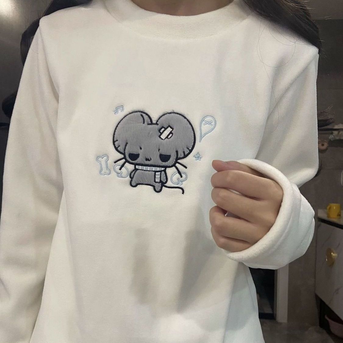 Cute Embroidered Fleece-Lined Thermal Long-Sleeve Top