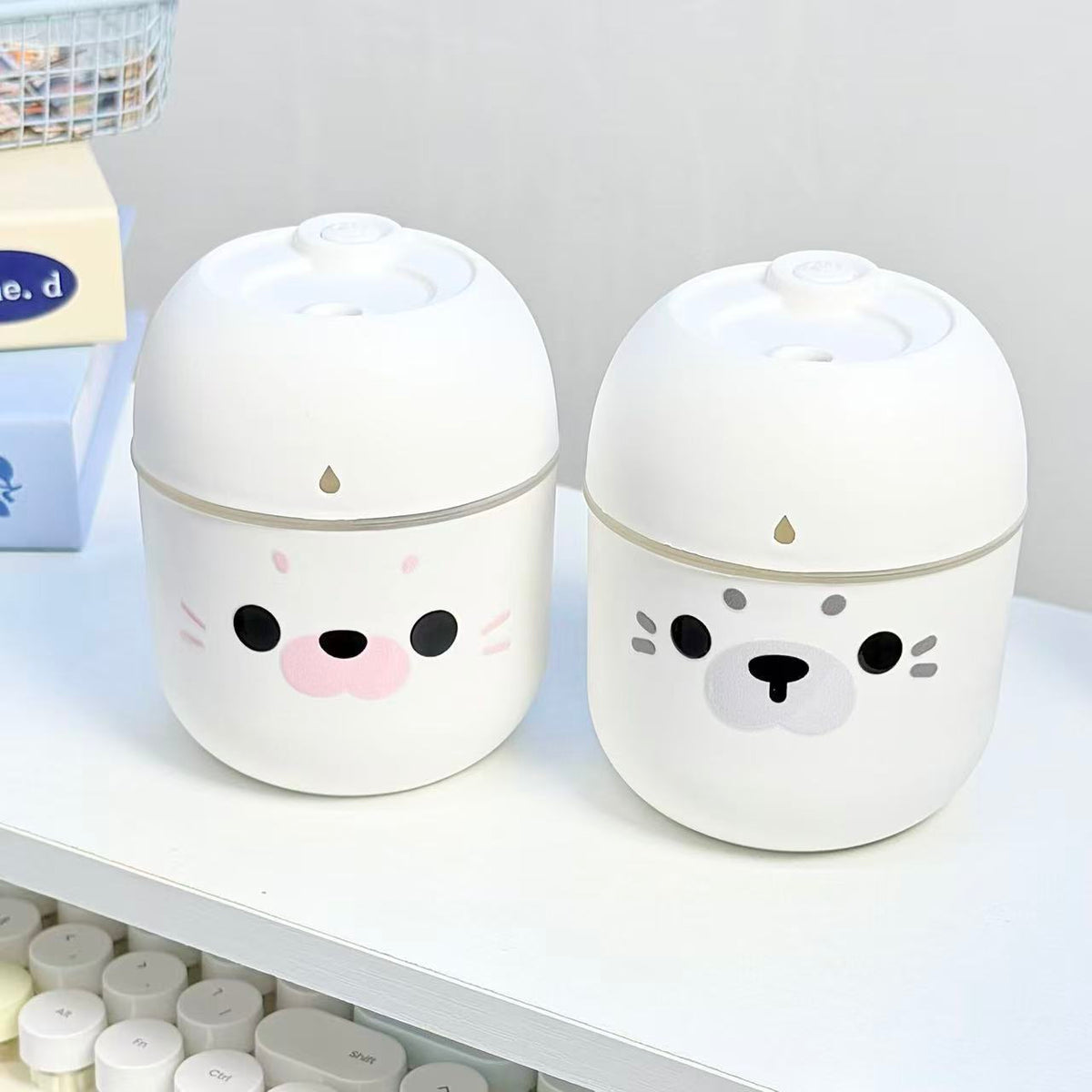 Cute Seal Face Mini Humidifier, Small Desktop Mist Maker for Bedroom, Dorm, Office