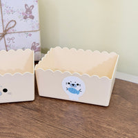 Cream Lace Box with Full-Body Seal