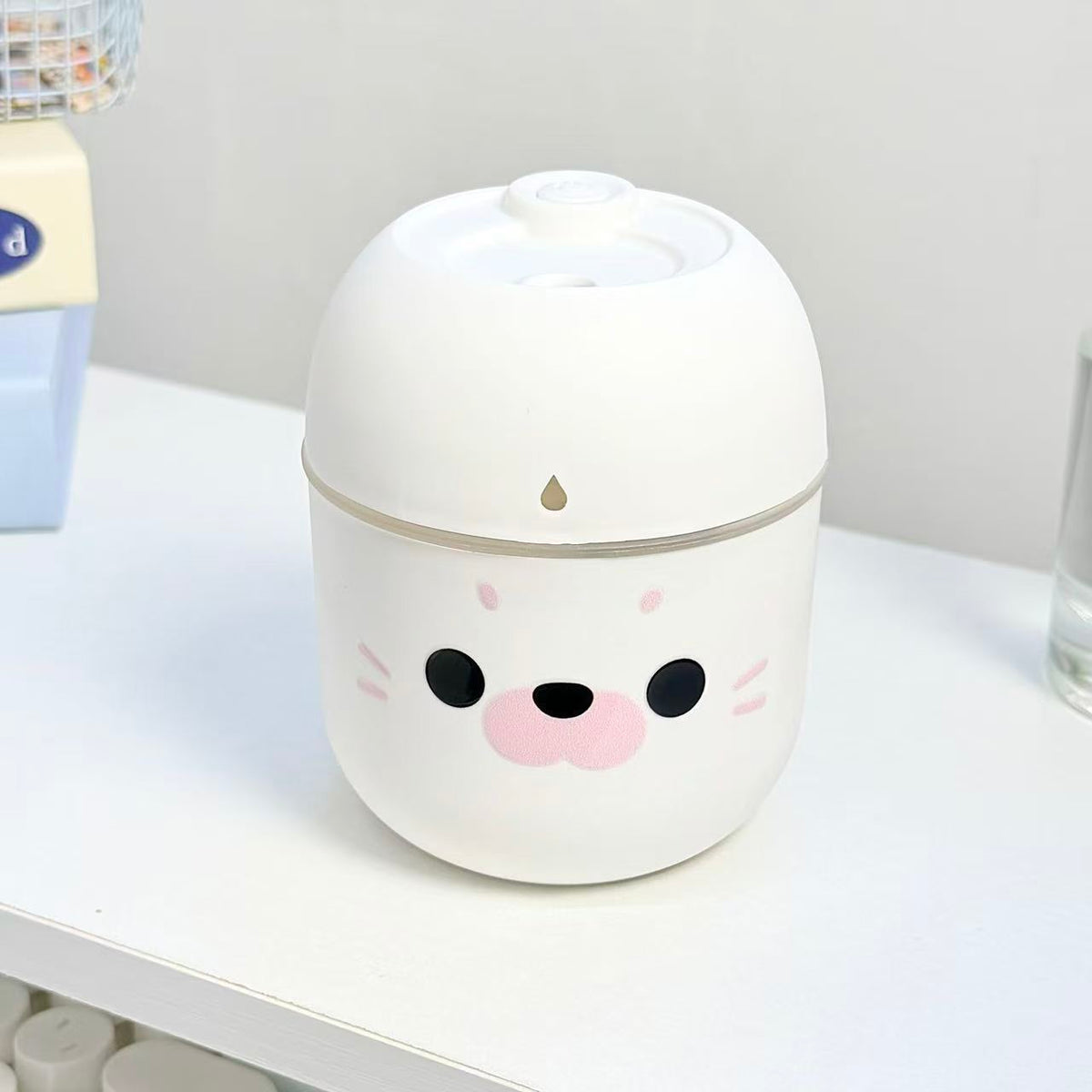 Cute Seal Face Mini Humidifier, Small Desktop Mist Maker for Bedroom, Dorm, Office