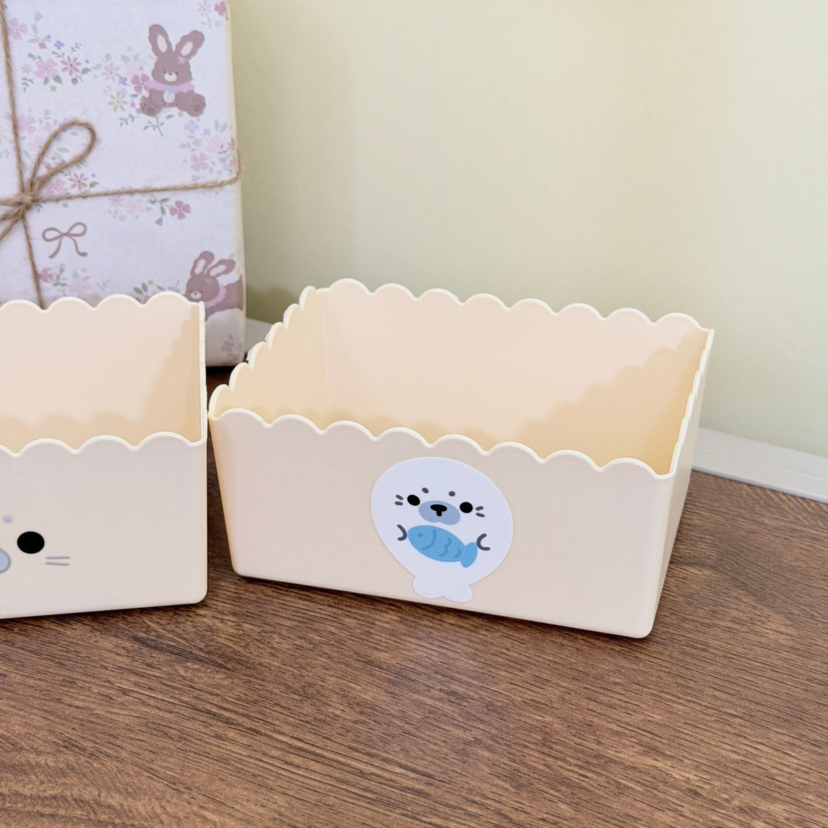 Cream Seal Lace Desk Organizer for Stationery and Small Items