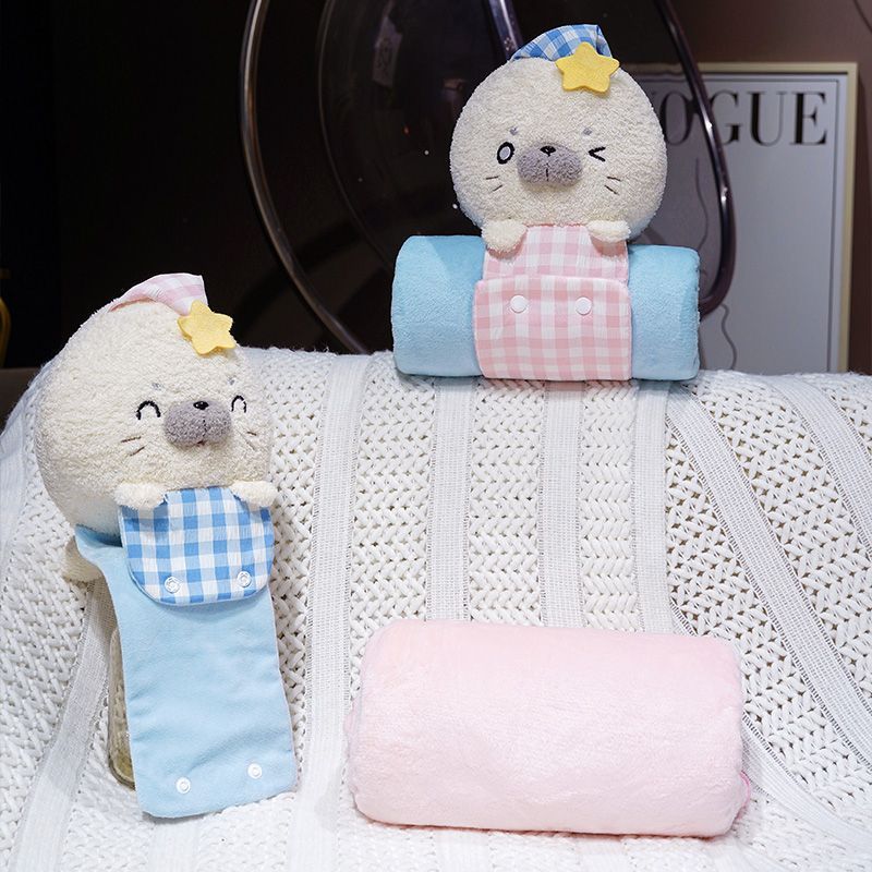 3D Seal Roll-Up Travel Blanket with Built-In Storage
